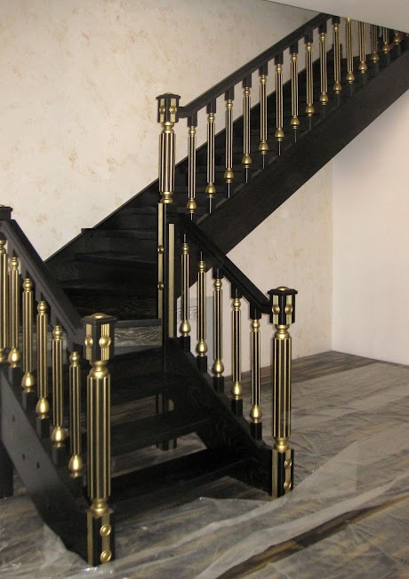 Лестница из дерева Лестница из бука Лестница из дуба Лестницы из дуба, бука, ясеня, ореха, лиственницы и сосны